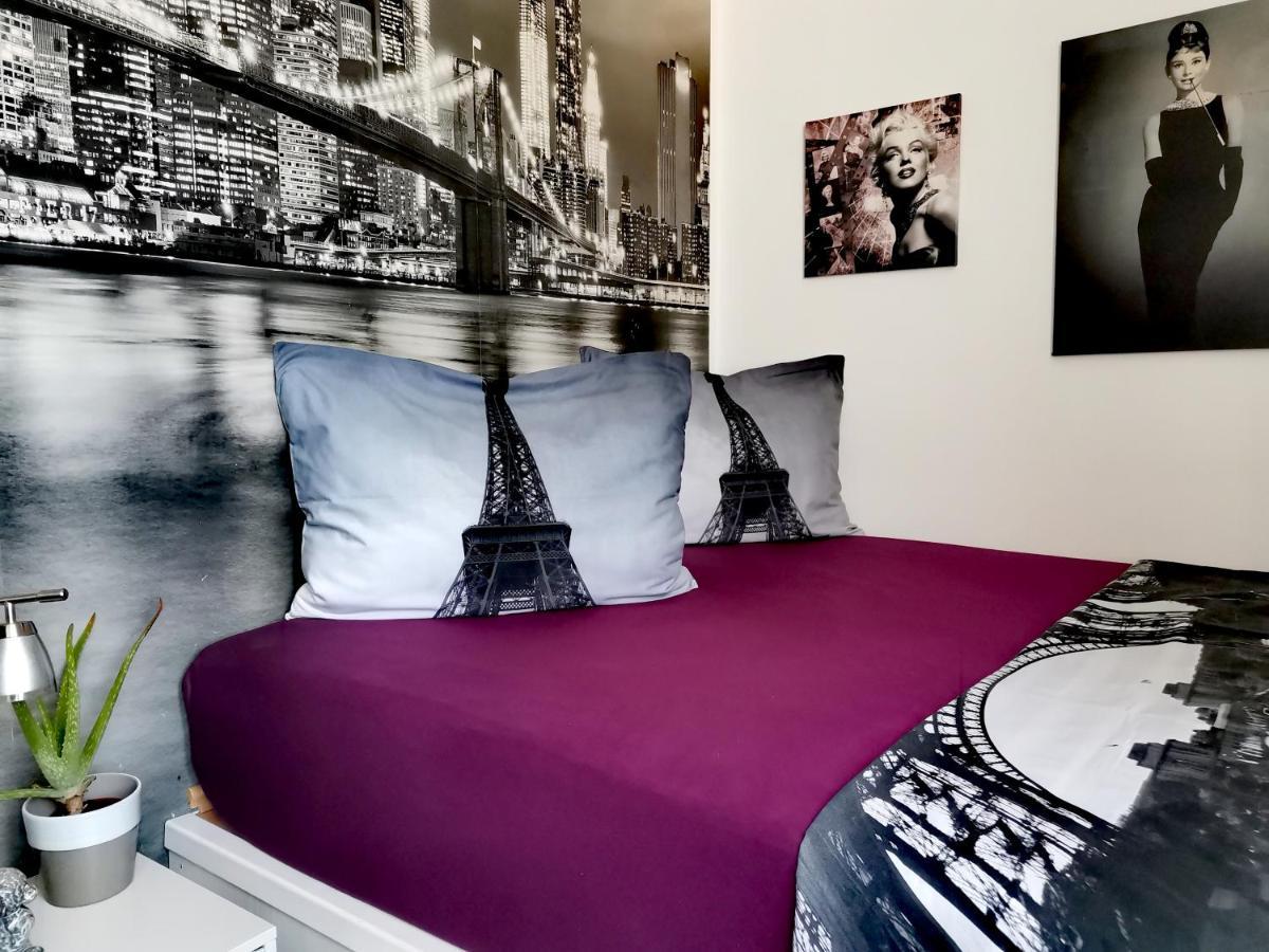 Apartment Andreas - Amphitheater - プーラ エクステリア 写真